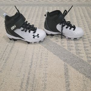 Baseball/football cleats
